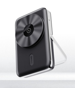 All-in-1 Power Bank & Portable Fast Wireless Charger