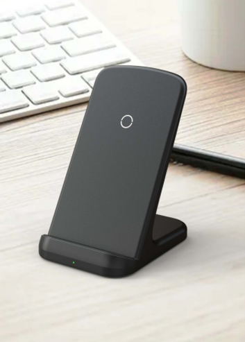 All-in-1 Power Bank & Portable Fast Wireless Charger